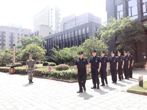 嘉昱物业丨淬炼铁军护平安 武汉嘉昱物业举行“八一”保安队列会操训练